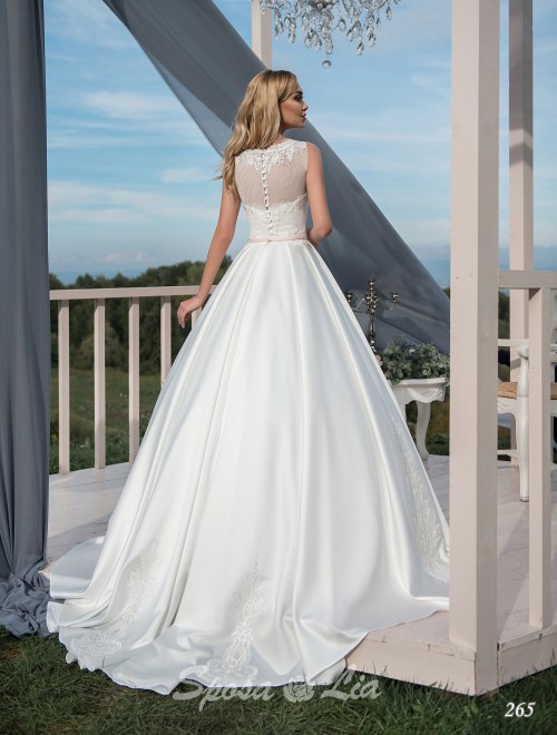 https://www.sposa-lia.com/images/stories/virtuemart/product/265       (3).jpg